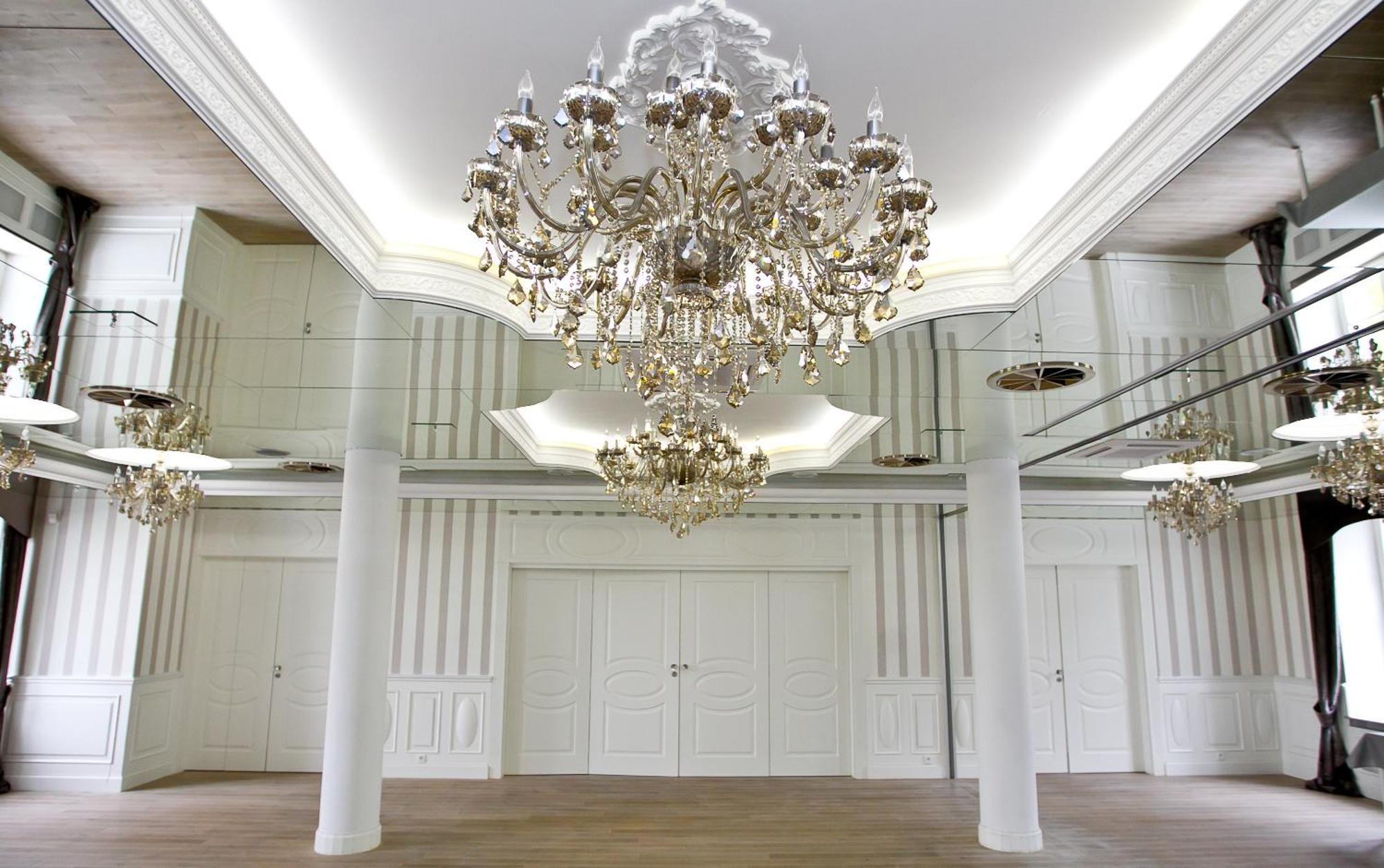 Palac Domaniowski Wieniawa Exteriör bild