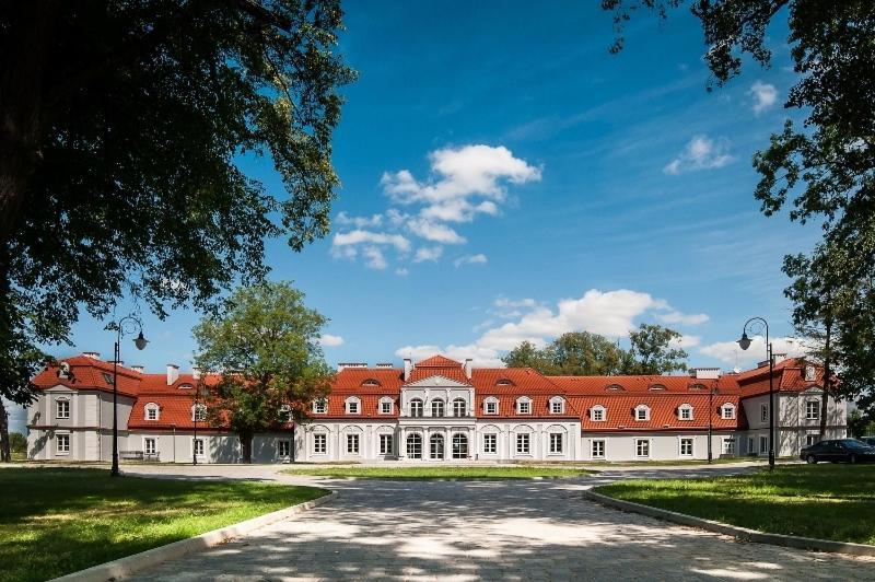Palac Domaniowski Wieniawa Exteriör bild